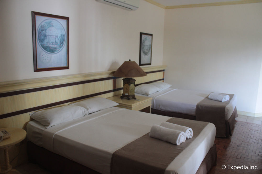 Club Morocco Beach Resort&Country Club Subic Zewnętrze zdjęcie